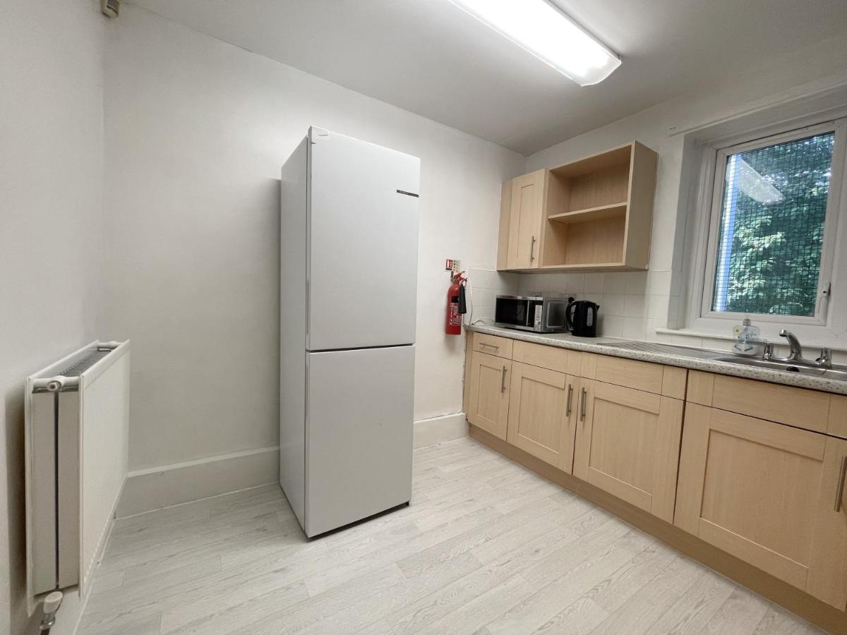 Bright, Warm & Cozy House In Harpurhey Apartment Manchester Exterior foto